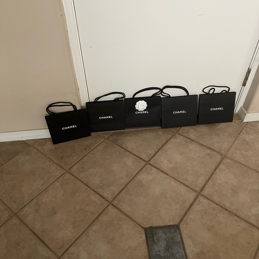 CHANEL Black Shopping Bag Collection